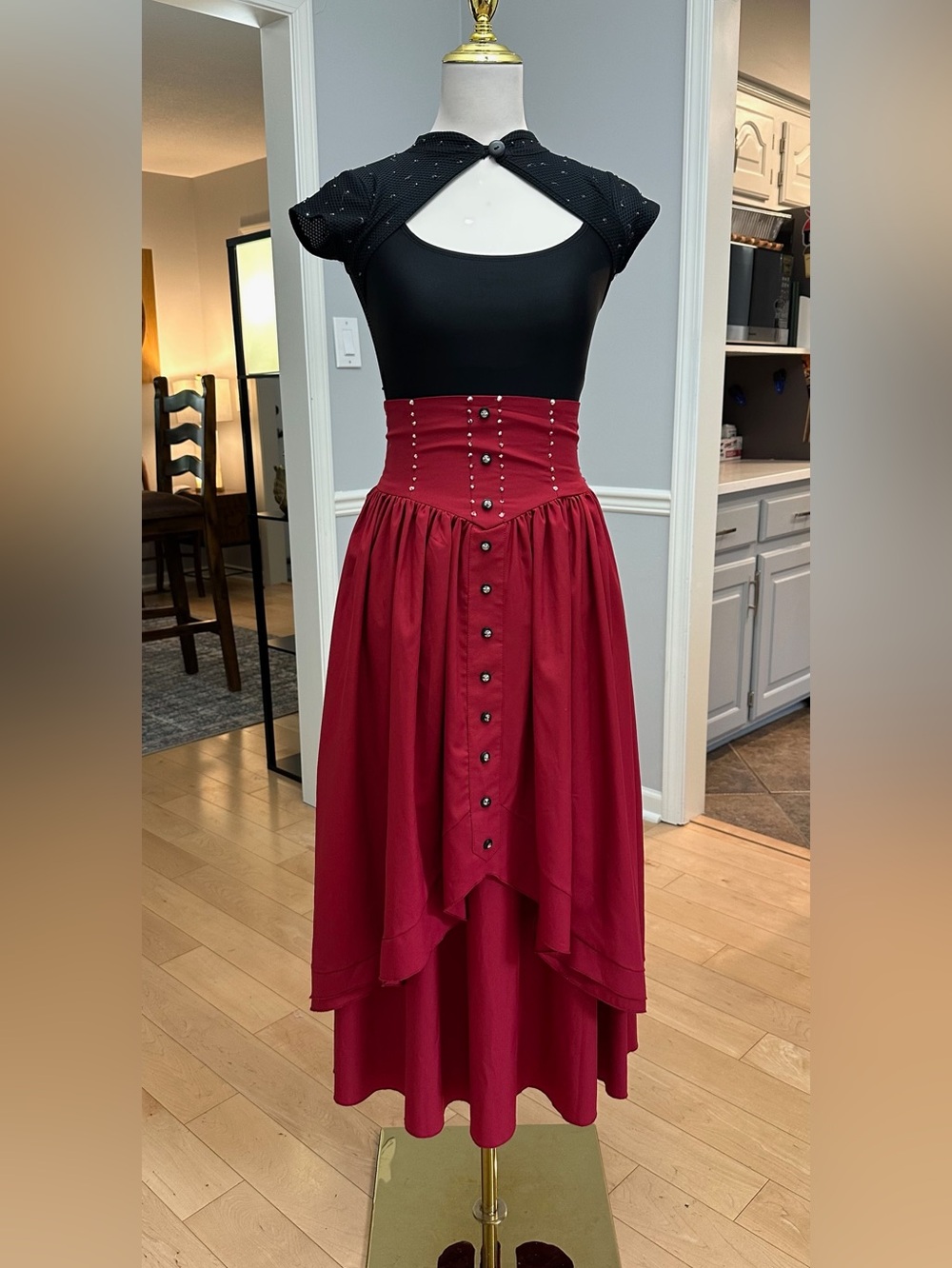 Red High-Waist Button Medieval costume